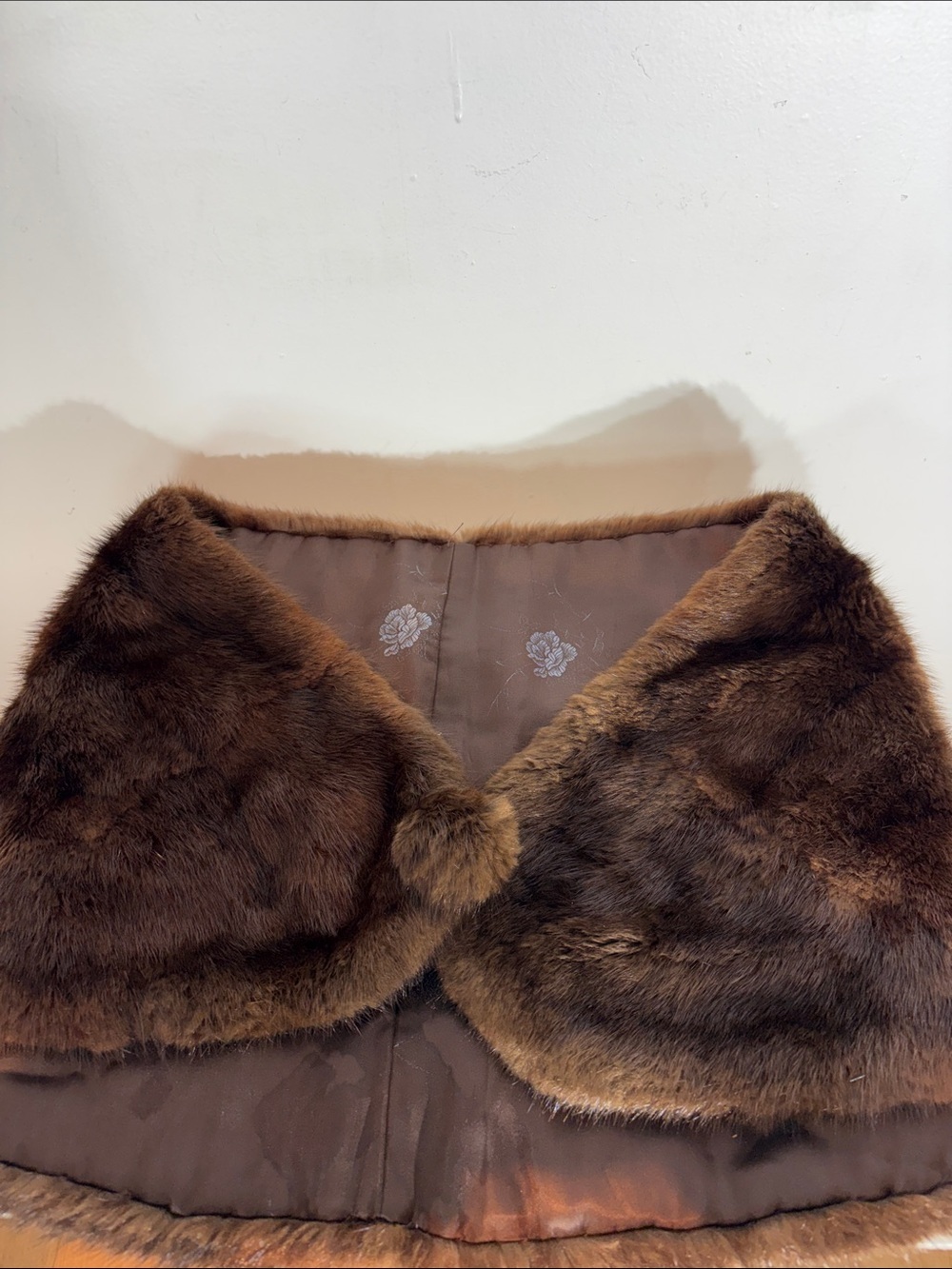 Vintage Genuine Fur Stole Shoulder Wrap Capelet Brown Old Hollywood Glam - Picture 10 of 13